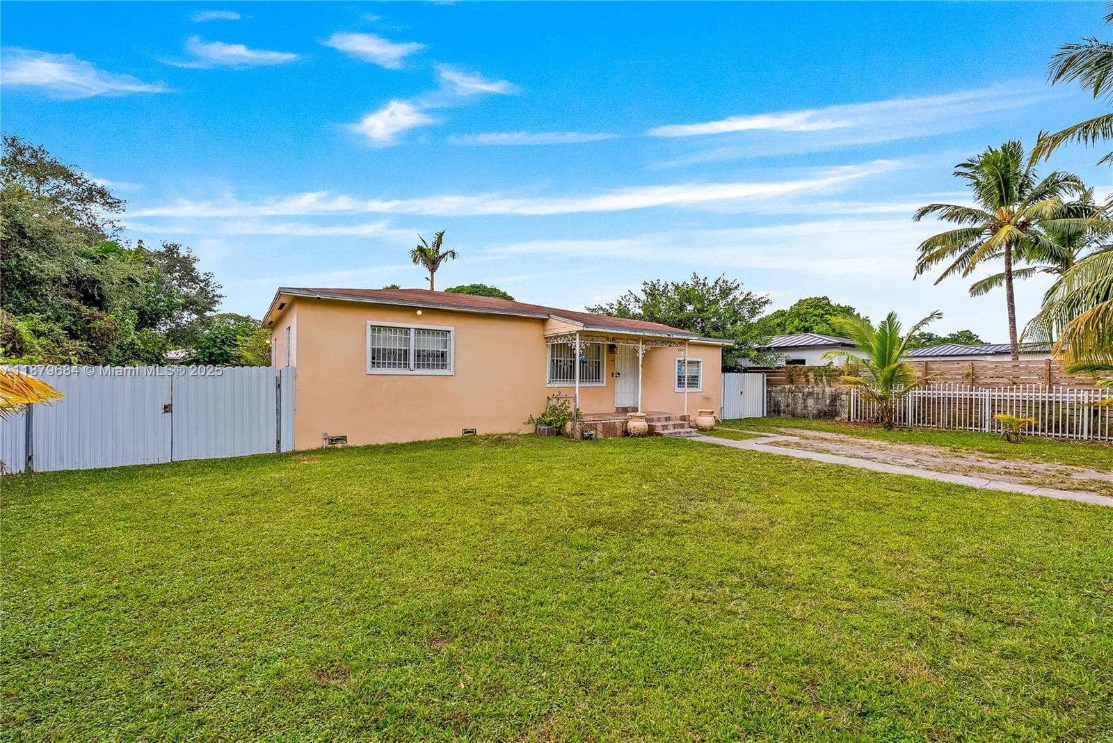 14350 N Miami Ave photo 30