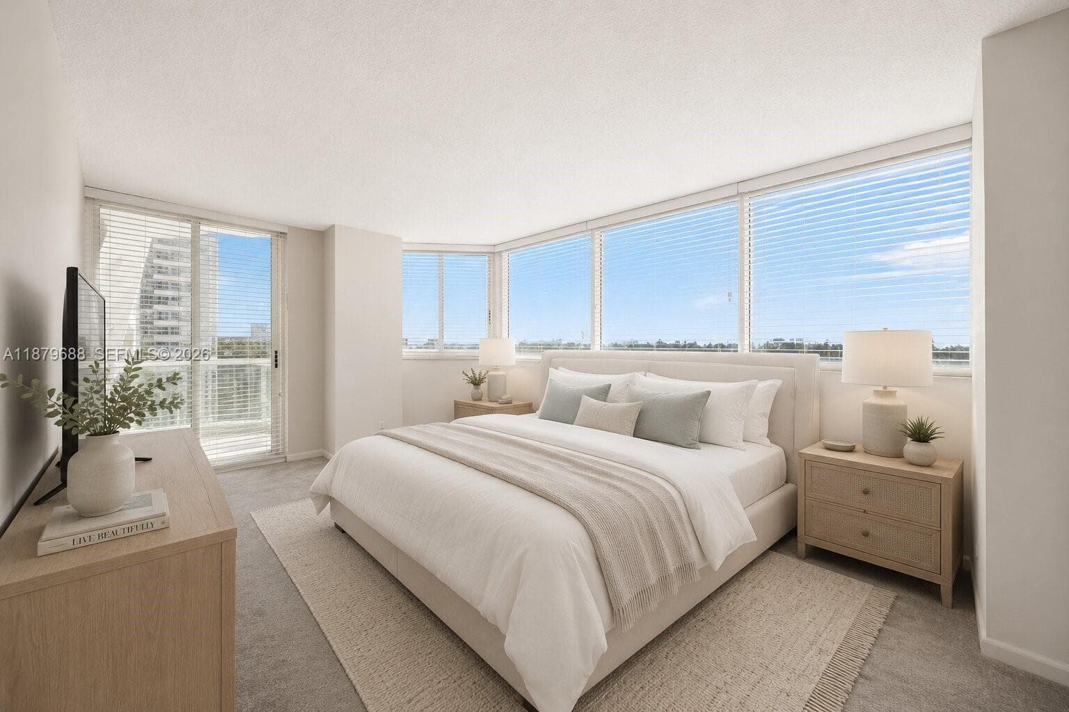 KING DAVID TOWERS CONDO · #604 in Miami Beach - Photo 11