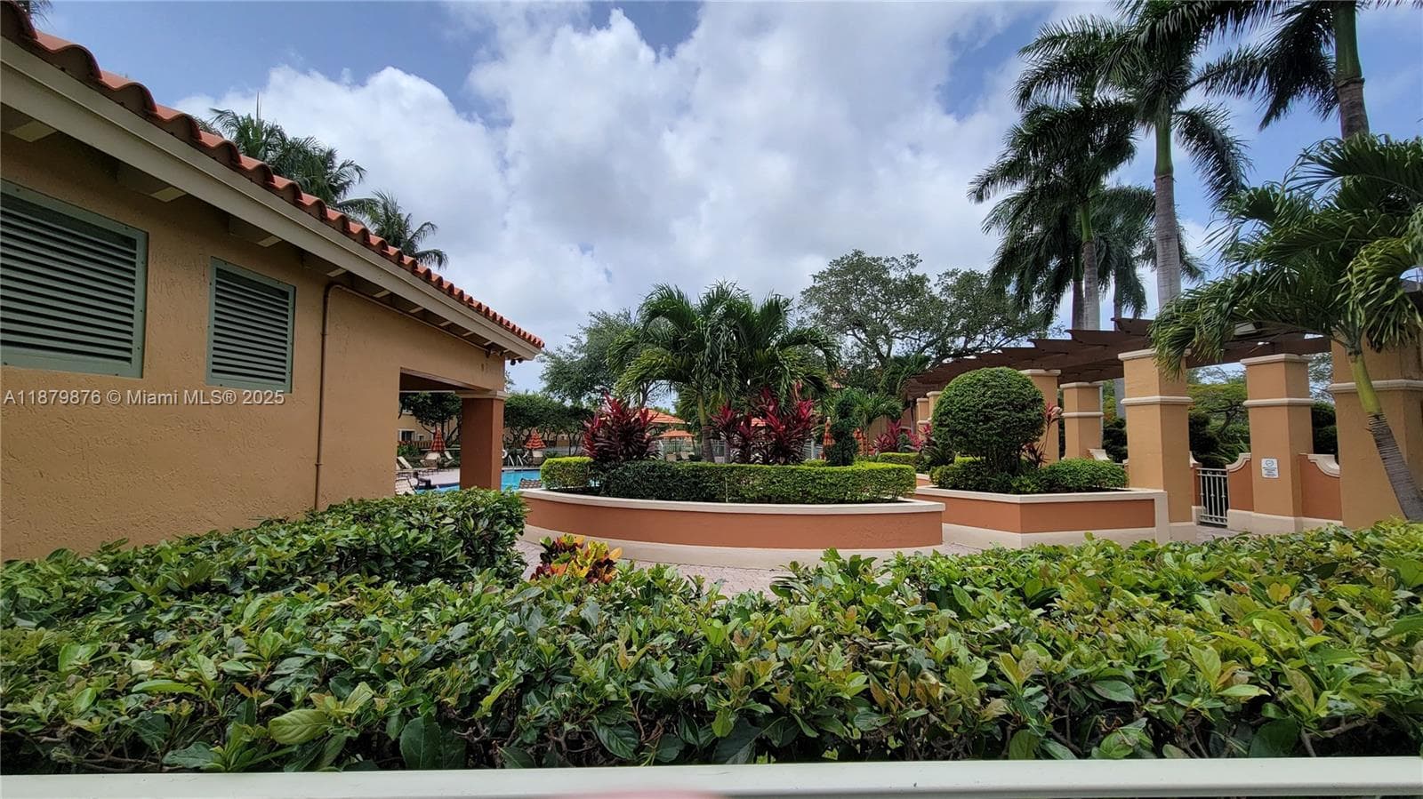VILLAS AT HARBOR ISLES CO · #2408 in Dania Beach - Photo 22