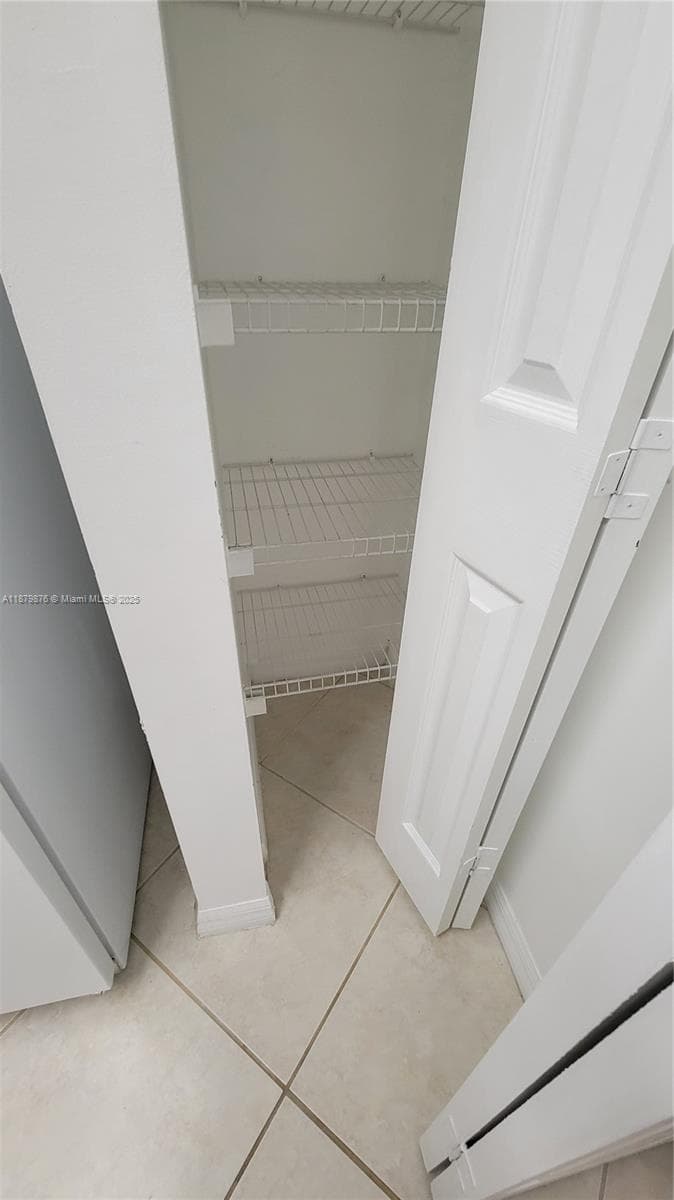 VILLAS AT HARBOR ISLES CO · #2408 in Dania Beach - Photo 8