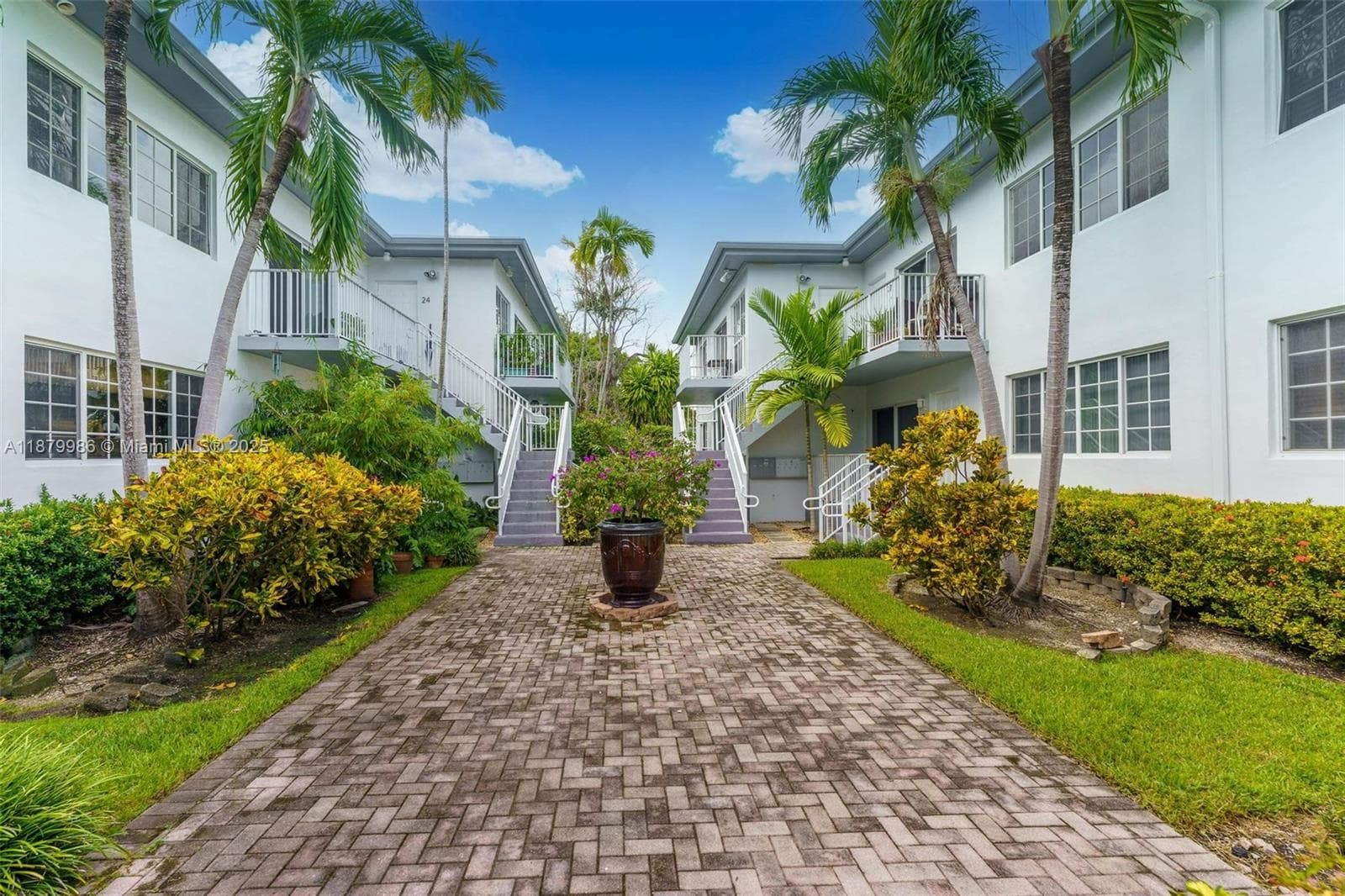 SOUTHERN STAR CONDO · #26 in Bay Harbor Islands - Photo 17