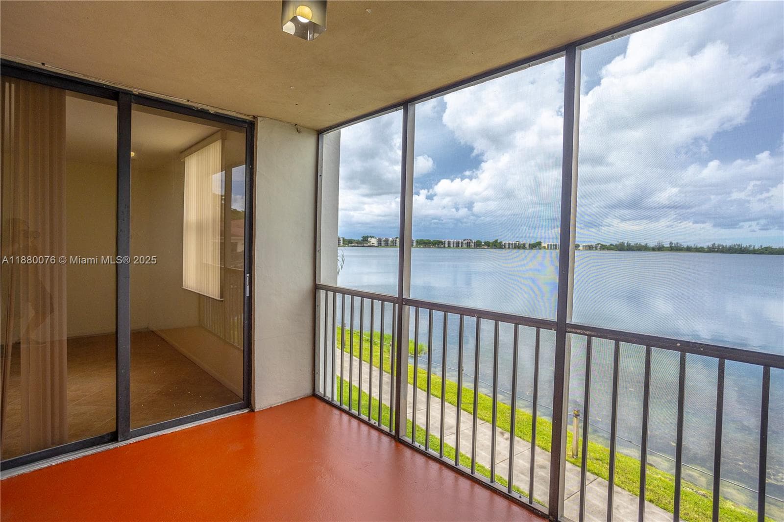 Lake Emerald View
