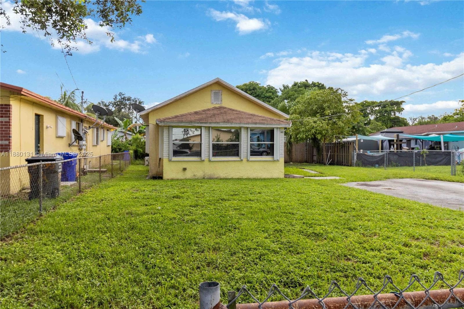 5740 Lincoln St photo 28
