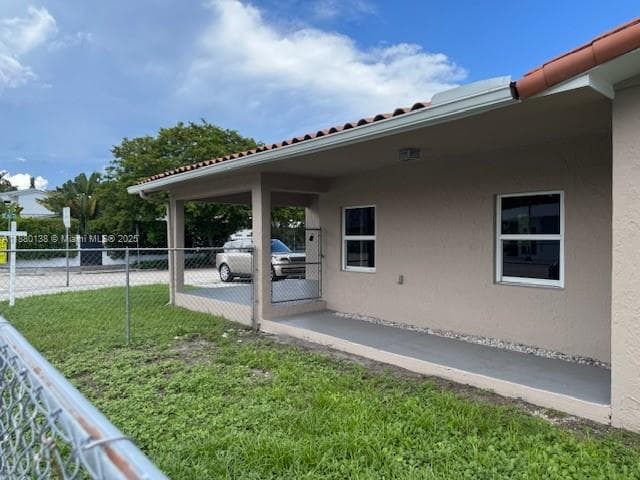 200 NE 44th St #0 photo 2