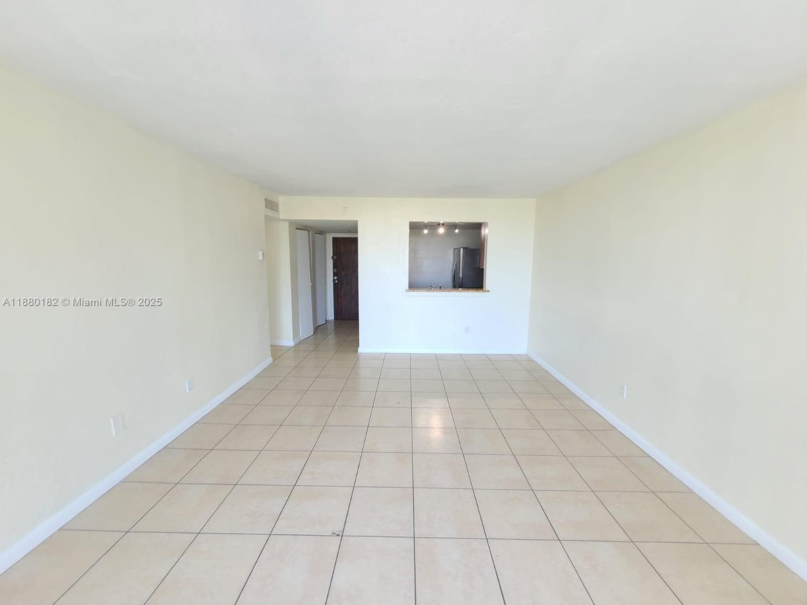 MONTECARLO CONDO · #D-409 in Miami - Photo 2
