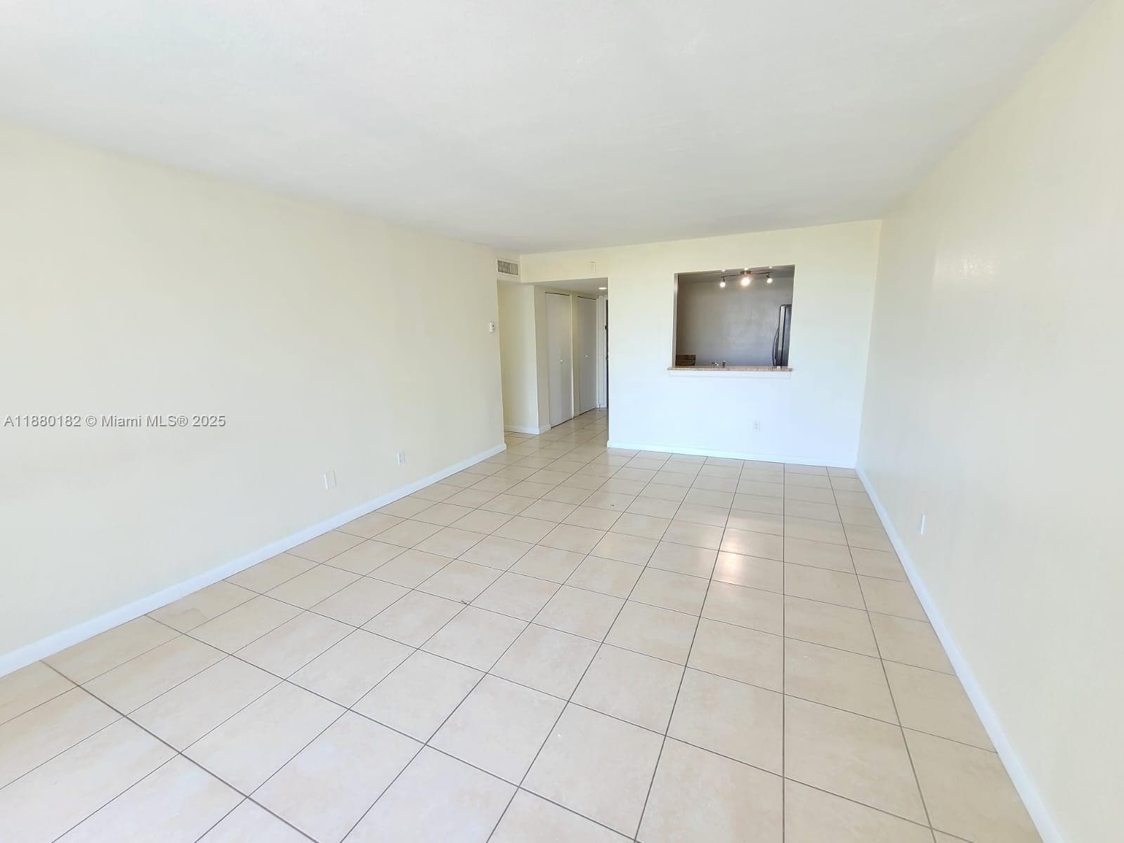 MONTECARLO CONDO · #D-409 in Miami - Photo 3