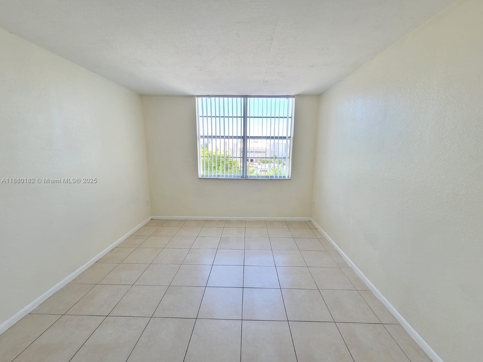 MONTECARLO CONDO · #D-409 in Miami - Photo 5