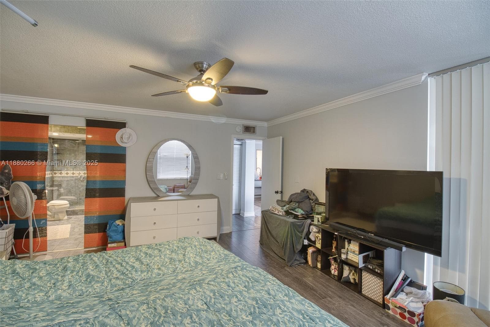 LAKE EMERALD CONDOMINIUM · #306 in Oakland Park - Photo 9