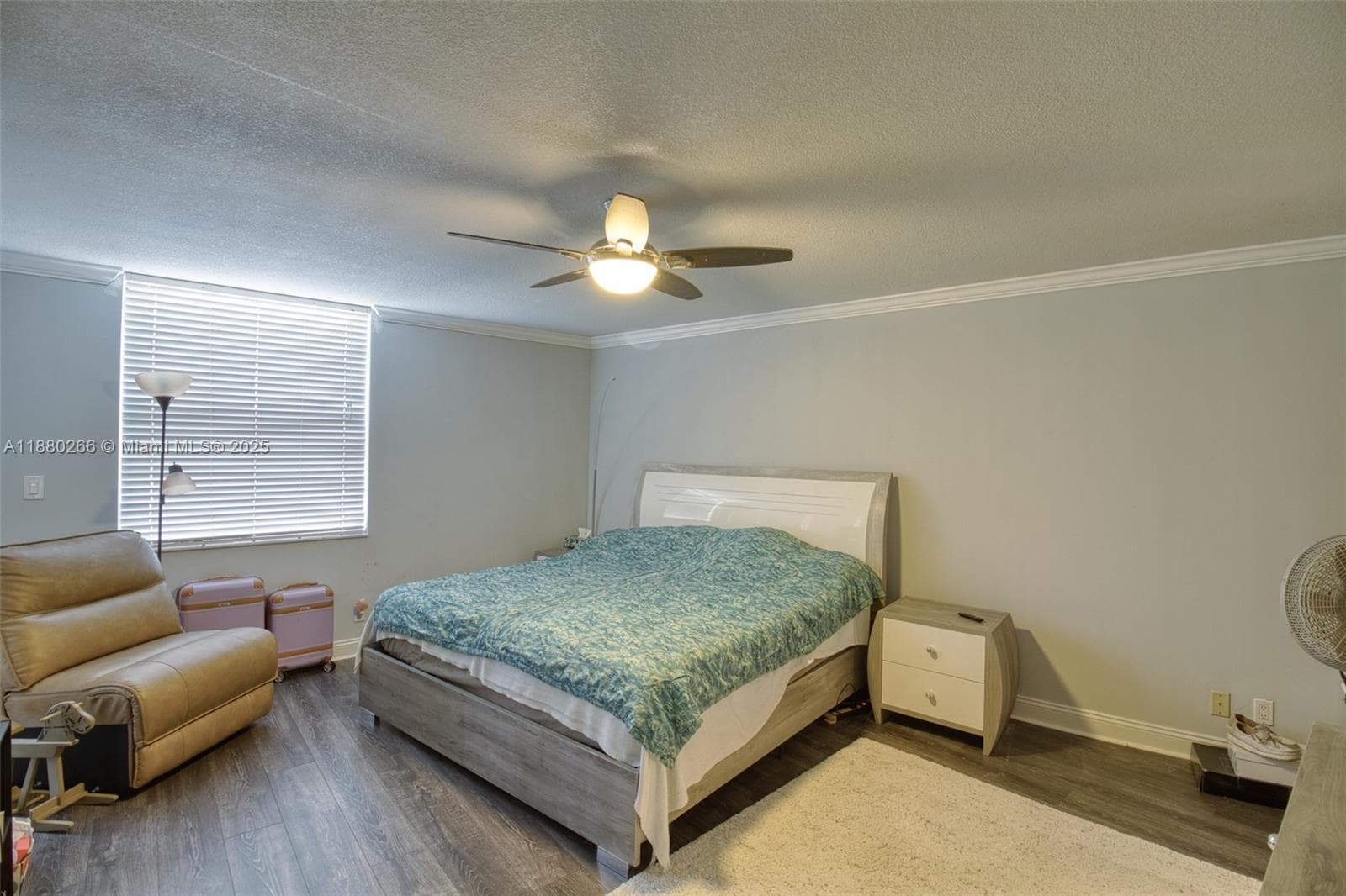 LAKE EMERALD CONDOMINIUM · #306 in Oakland Park - Photo 14