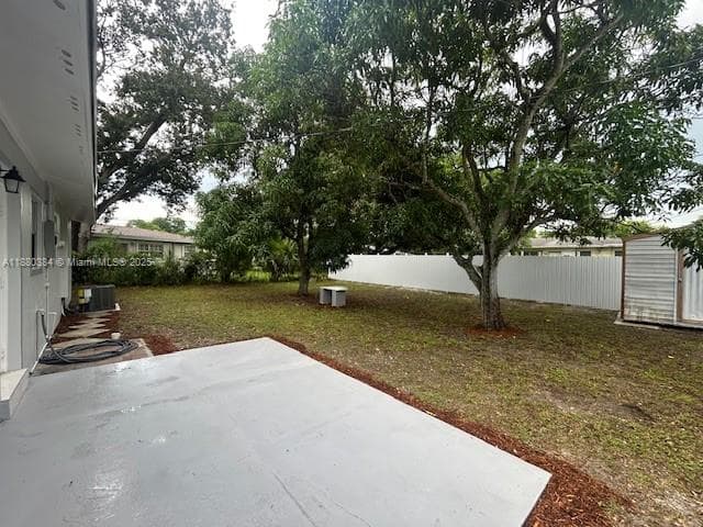 3420 NW 2nd St photo 14