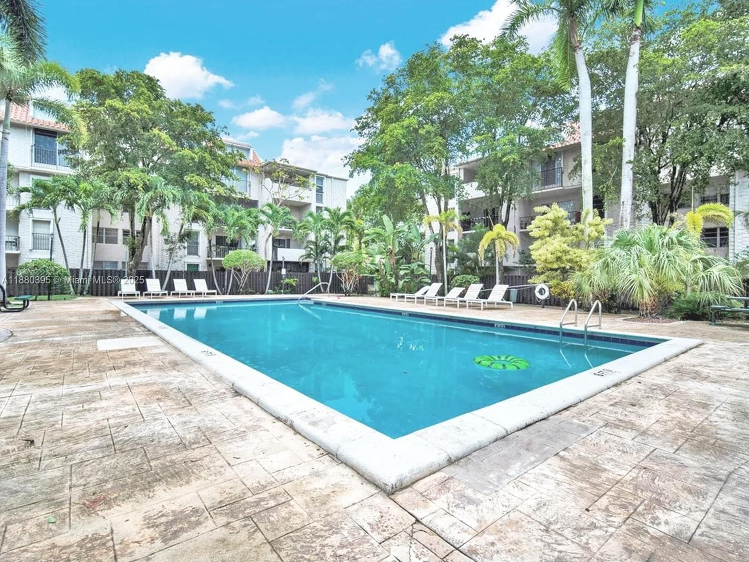 DADELAND GROVE CONDO · #D101 in Pinecrest - Photo 2