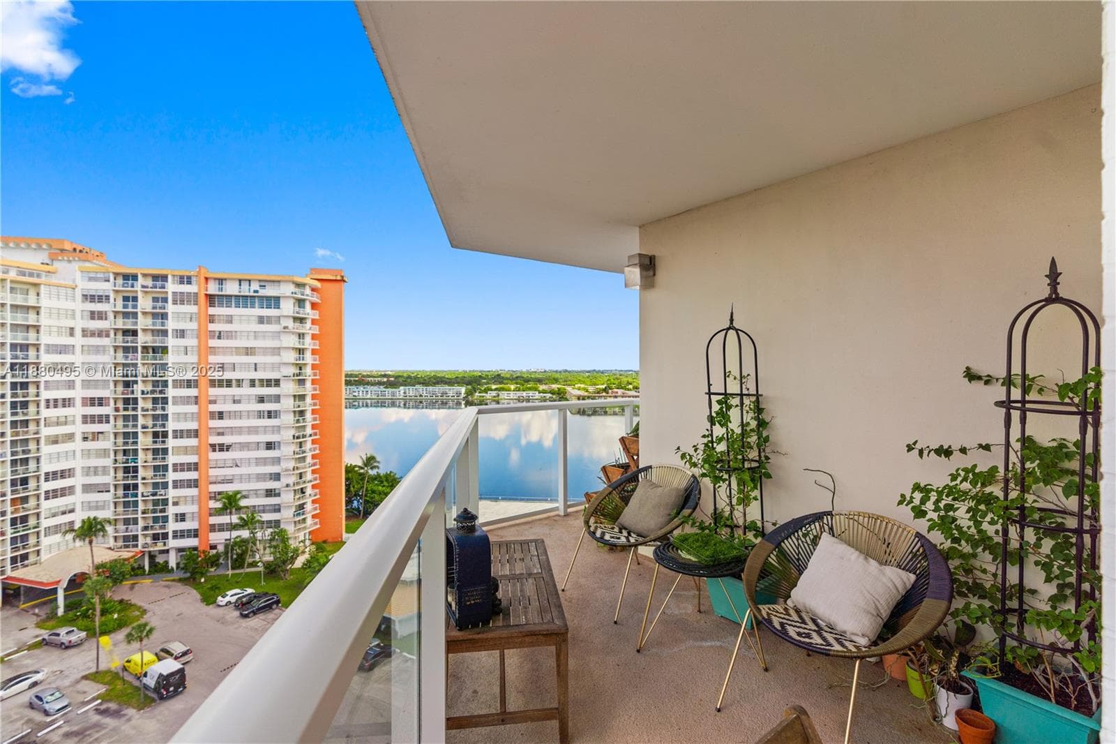 BUCKLEY TOWERS CONDO - WE · #1226E in Miami - Photo 1