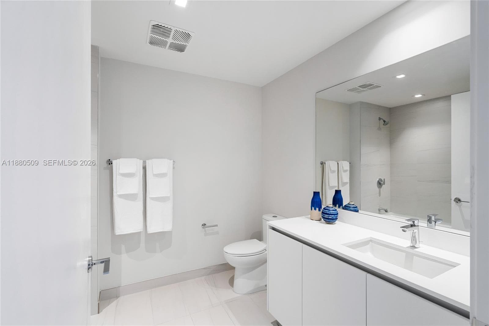 SOLEMAR BEACH CONDO · #1404 in Pompano Beach - Photo 34