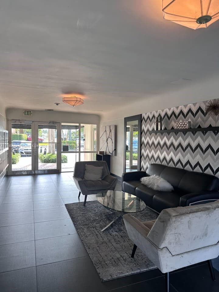WATERSIDE · #305 in Fort Lauderdale - Photo 11