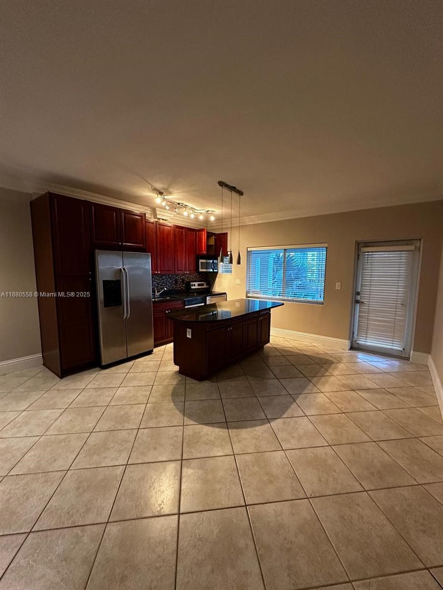WATERSIDE · #305 in Fort Lauderdale - Photo 4
