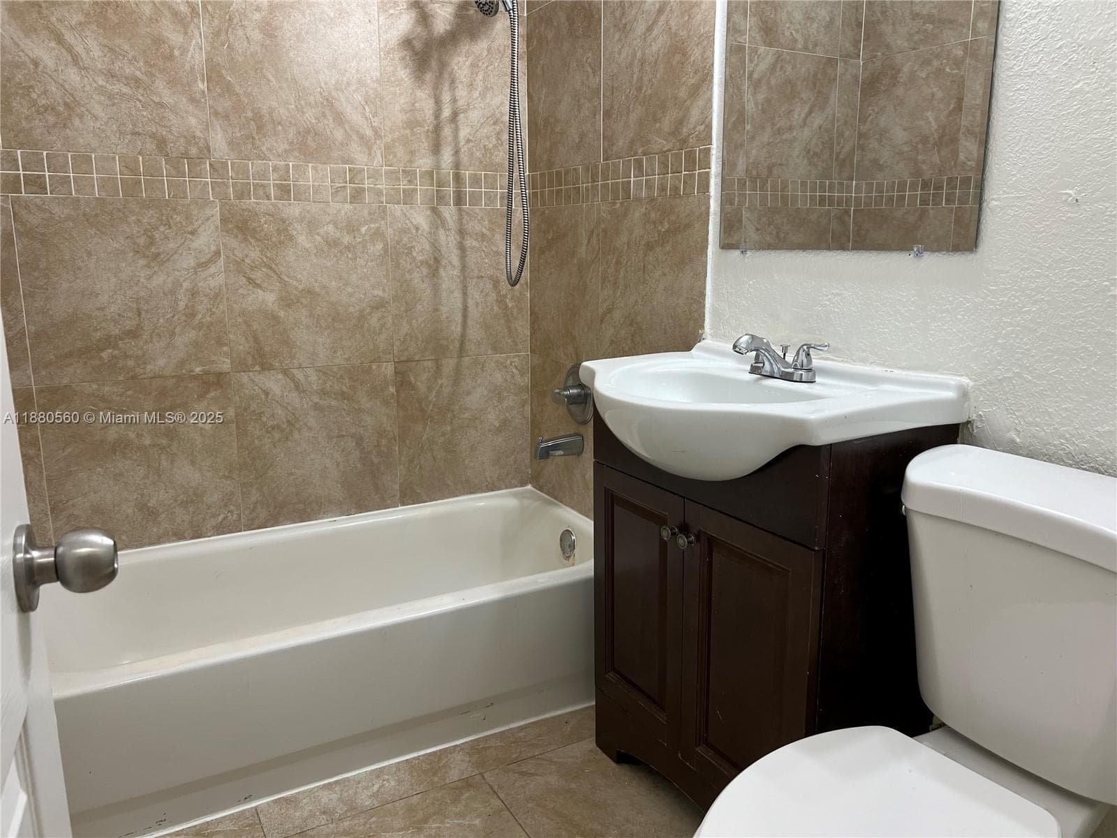 931 NW 34th Way photo 7