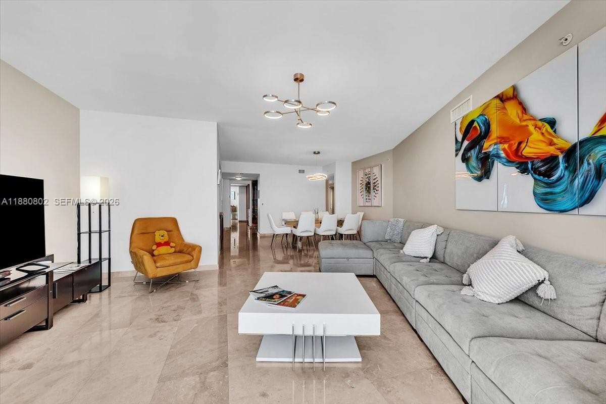 OCEAN PALMS CONDO · #2307 in Hollywood - Photo 17