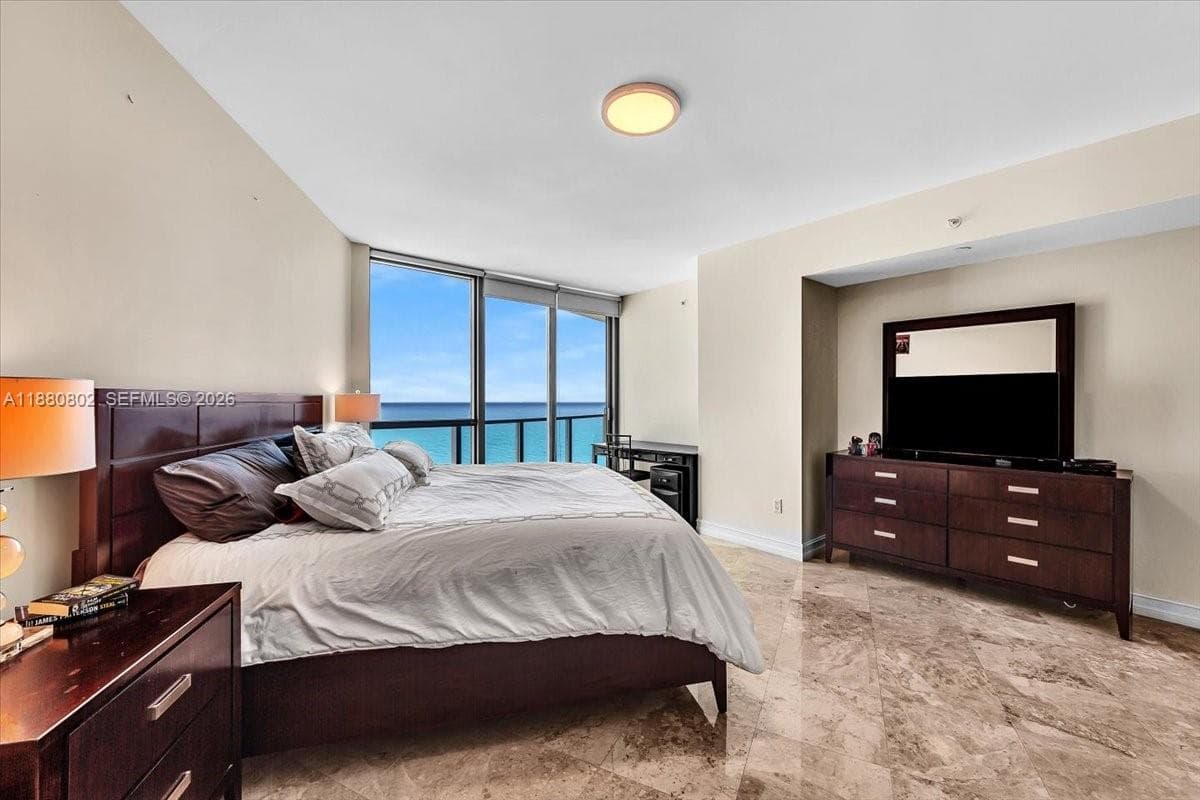 OCEAN PALMS CONDO · #2307 in Hollywood - Photo 43
