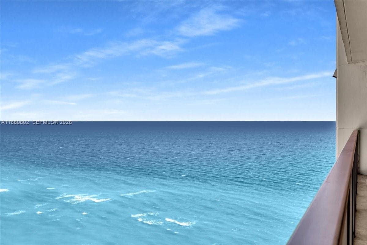 OCEAN PALMS CONDO · #2307 in Hollywood - Photo 14