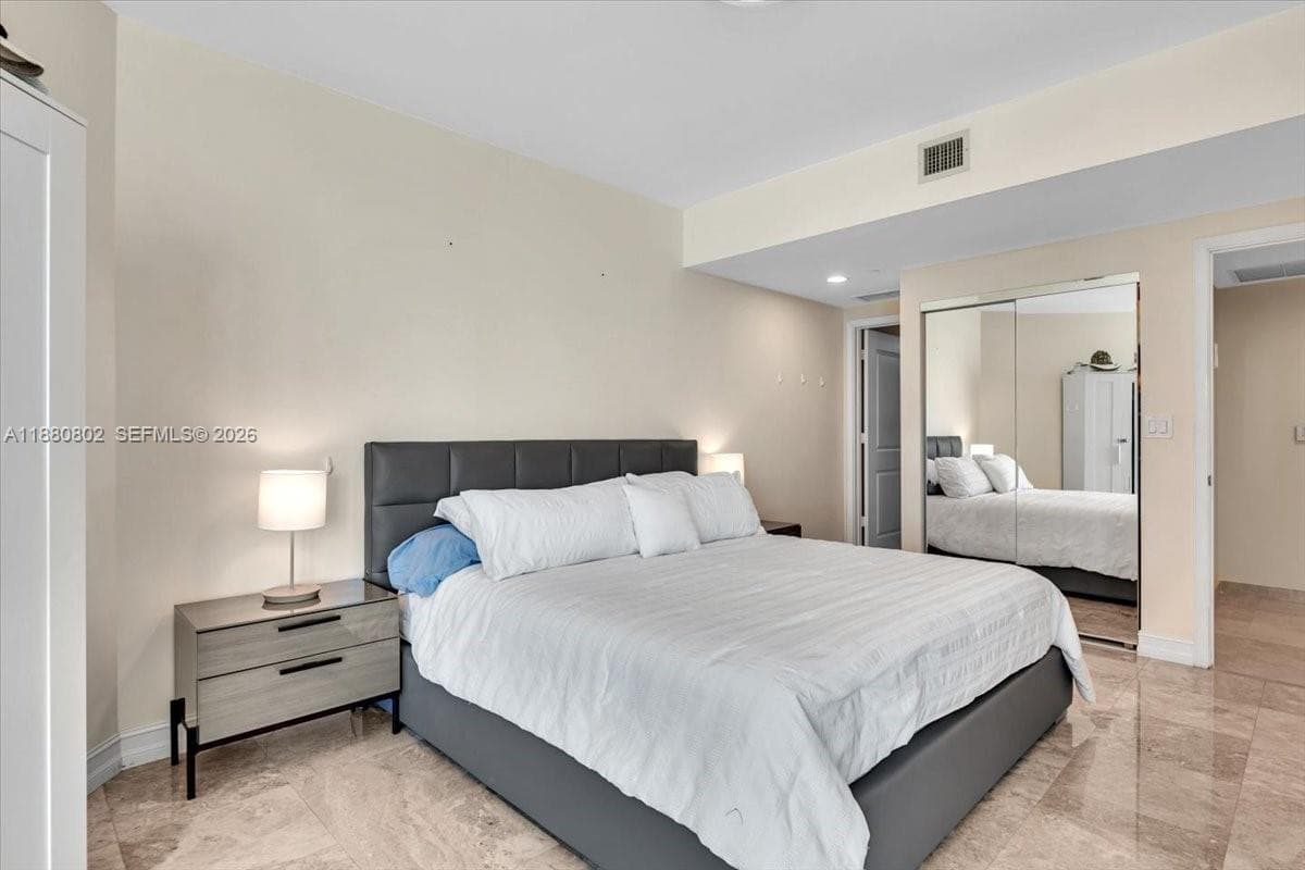 OCEAN PALMS CONDO · #2307 in Hollywood - Photo 51
