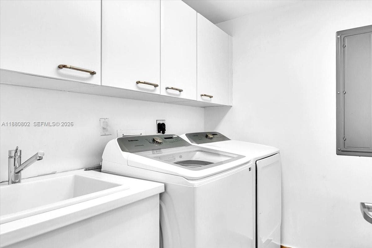 OCEAN PALMS CONDO · #2307 in Hollywood - Photo 58