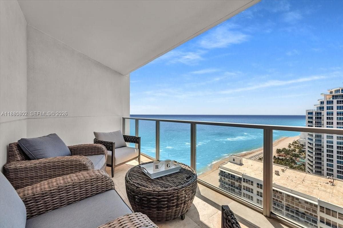 OCEAN PALMS CONDO · #2307 in Hollywood - Photo 37