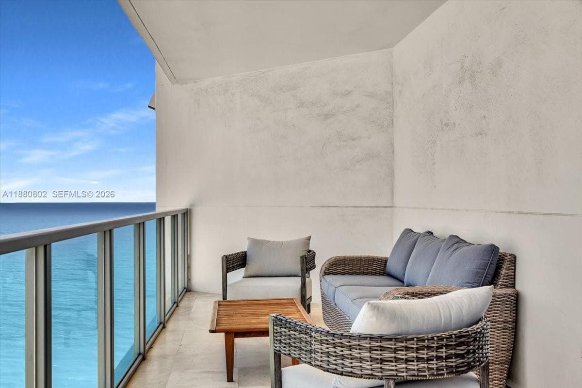 OCEAN PALMS CONDO · #2307 in Hollywood - Photo 29