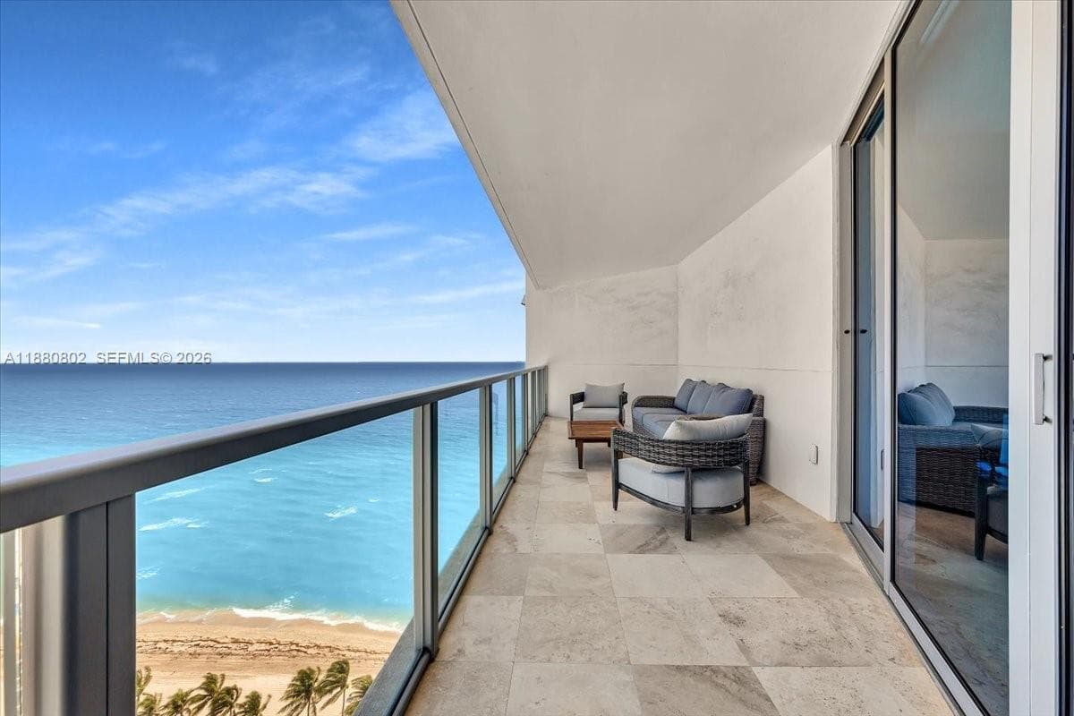 OCEAN PALMS CONDO · #2307 in Hollywood - Photo 21