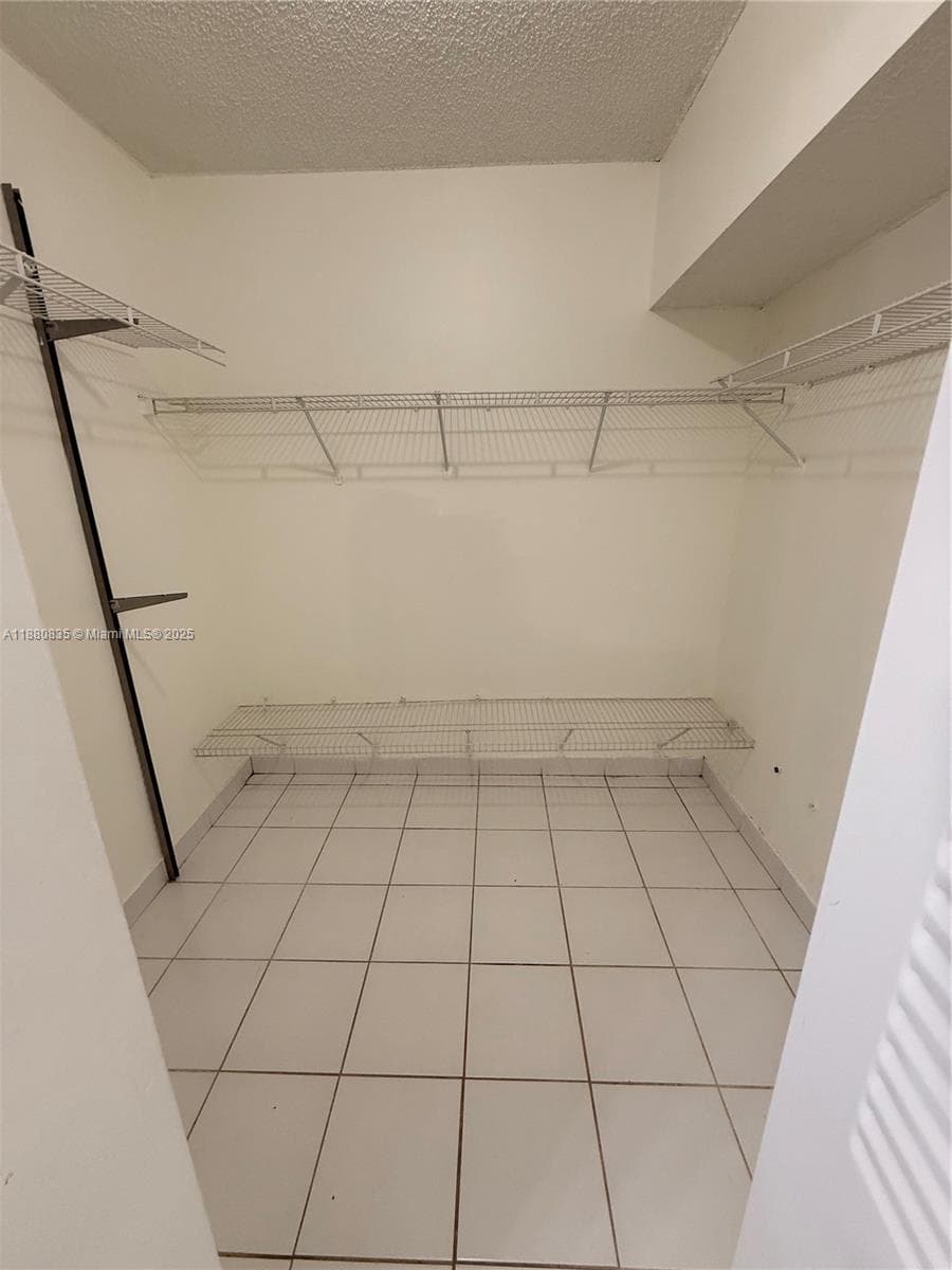 Villa Grande Condo · #102 in Miami - Photo 10