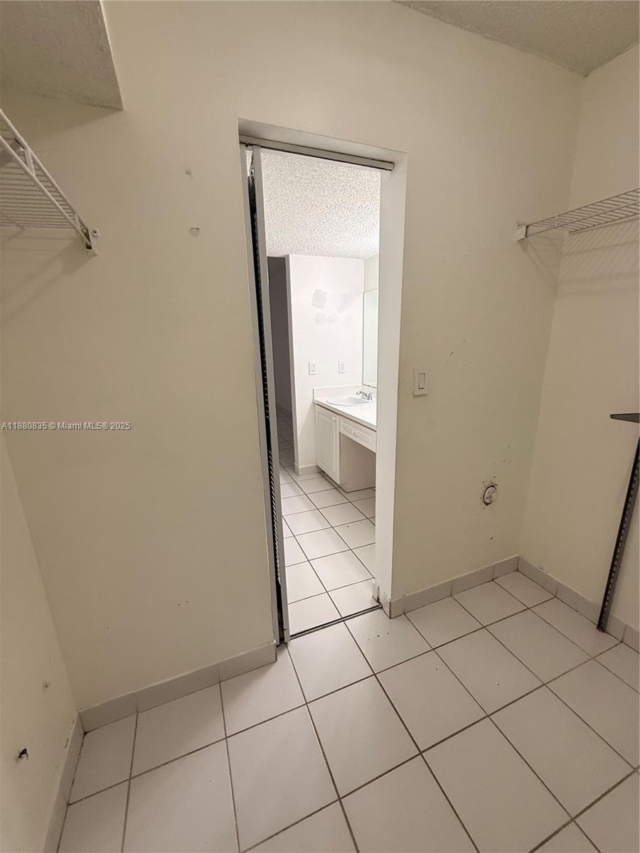 Villa Grande Condo · #102 in Miami - Photo 11