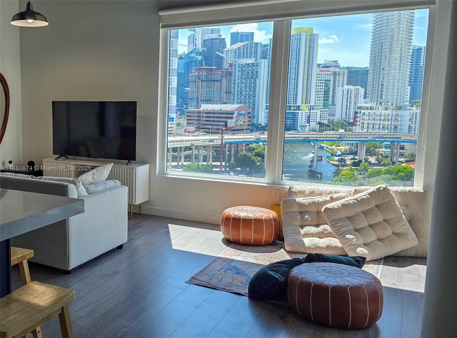 NEO CONDO · #1704 in Miami - Photo 10