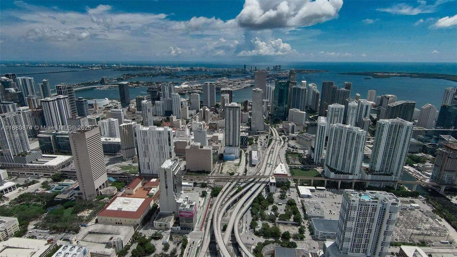 NEO CONDO · #1704 in Miami - Photo 41