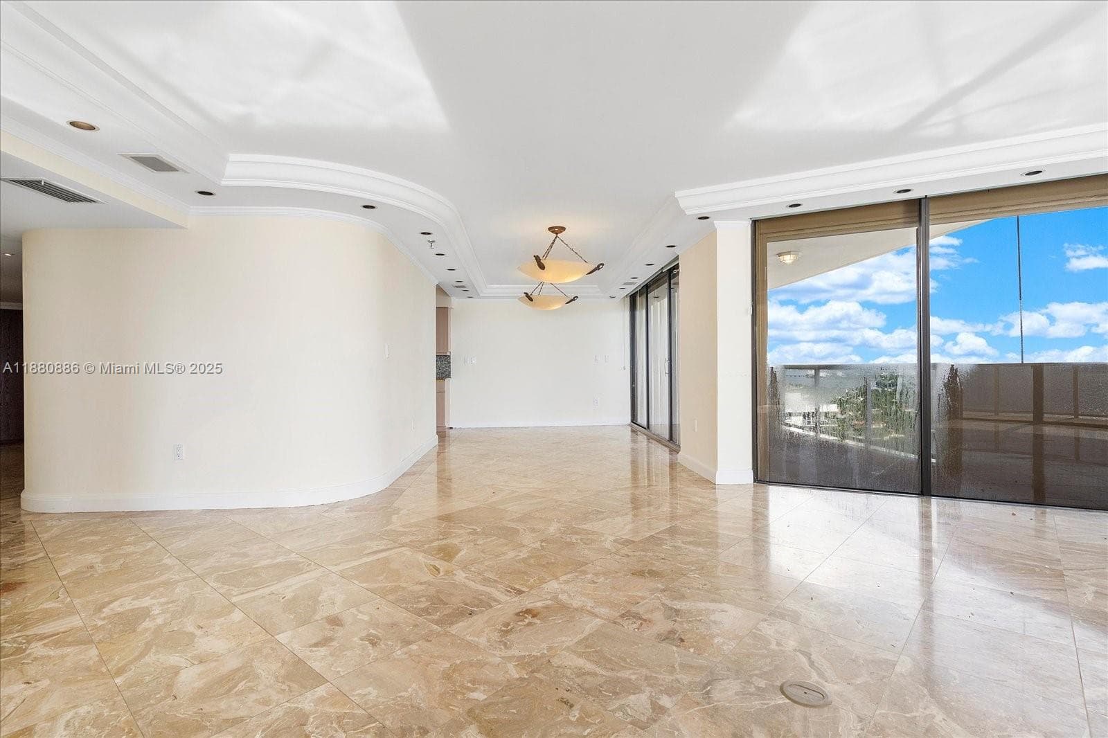 LEXCELLENCE CONDO · #2106 in Miami Beach - Photo 13