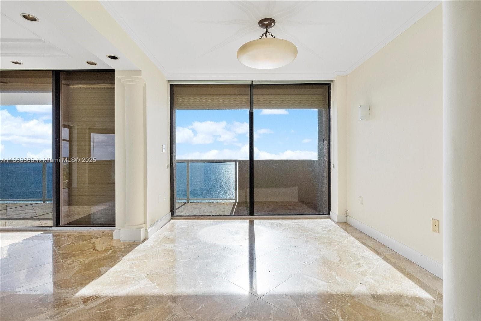 LEXCELLENCE CONDO · #2106 in Miami Beach - Photo 12