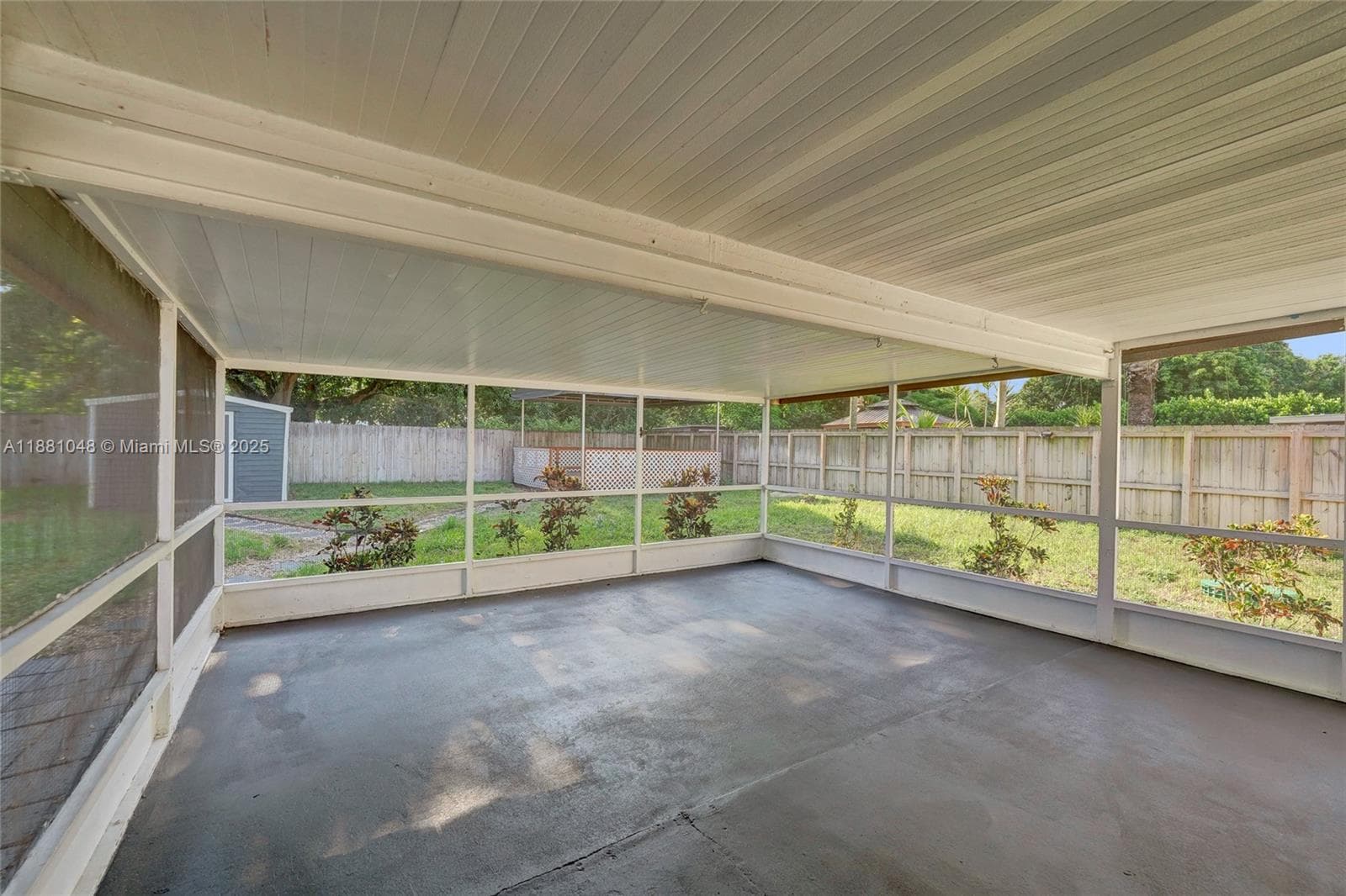 2015 N 58th Ave photo 56
