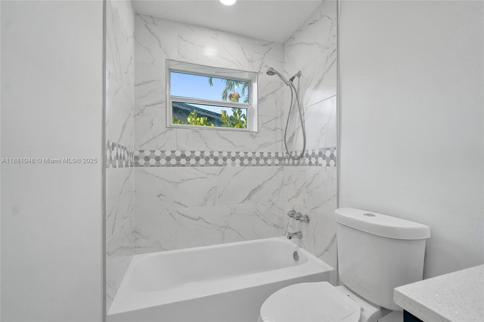 2015 N 58th Ave photo 46