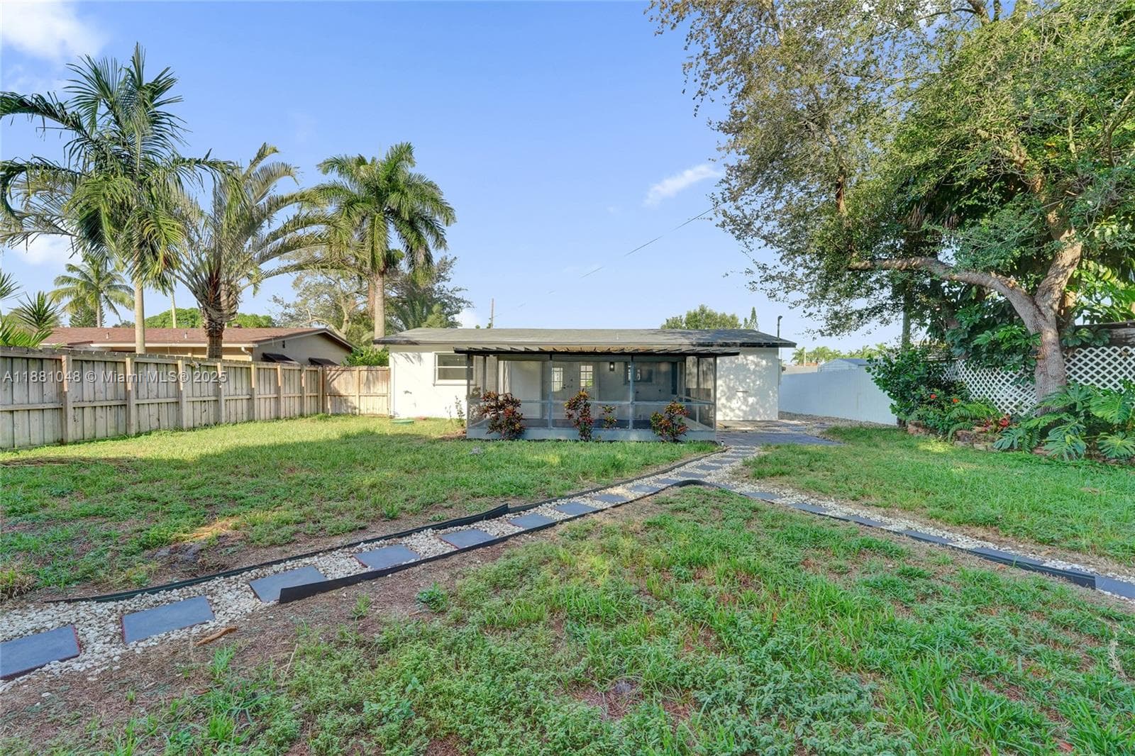 2015 N 58th Ave photo 65