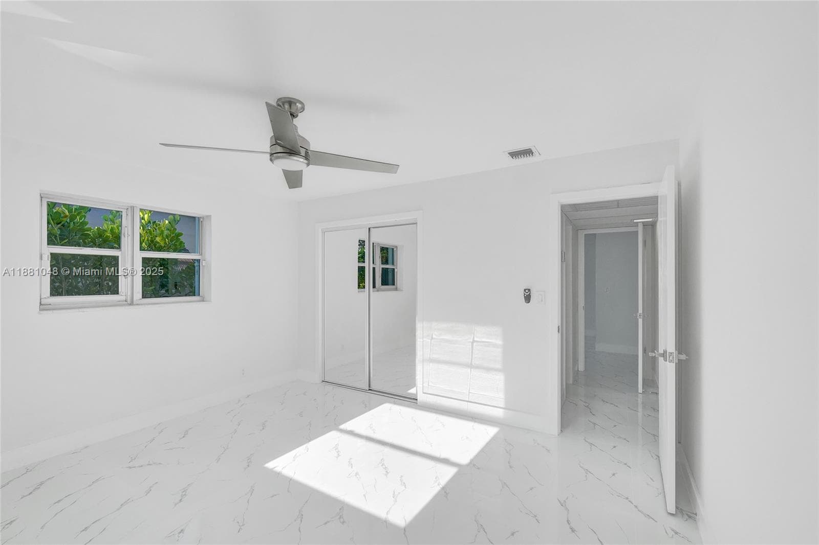 2015 N 58th Ave photo 40