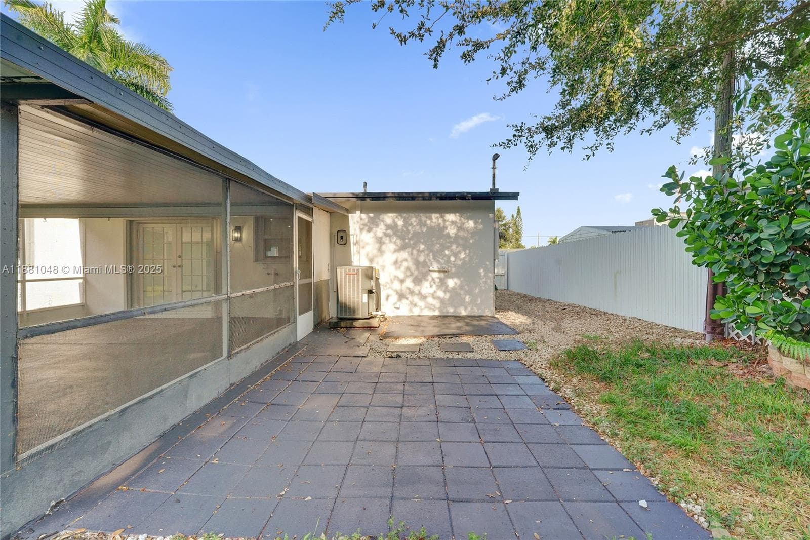 2015 N 58th Ave photo 60