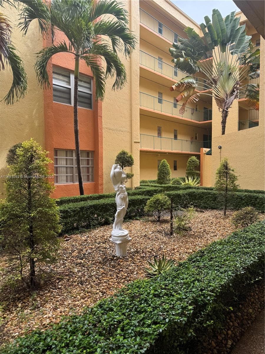 Towers of Westland Condo · #505 in Hialeah - Photo 2