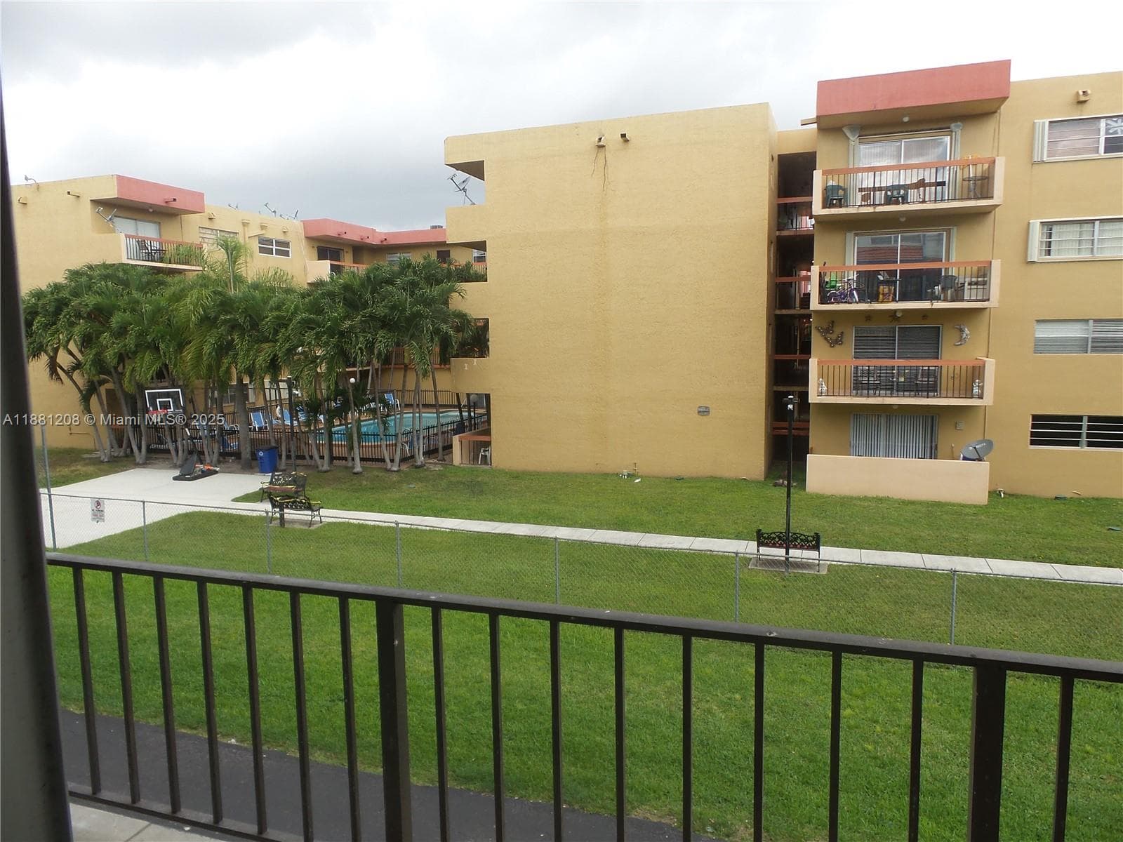 VILLAS SAN MIGUEL CONDO · #209 in Miami - Photo 2