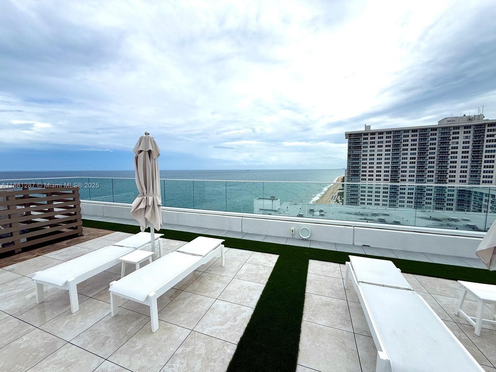 OCEAN CLUB CONDO · #904 in Fort Lauderdale - Photo 17