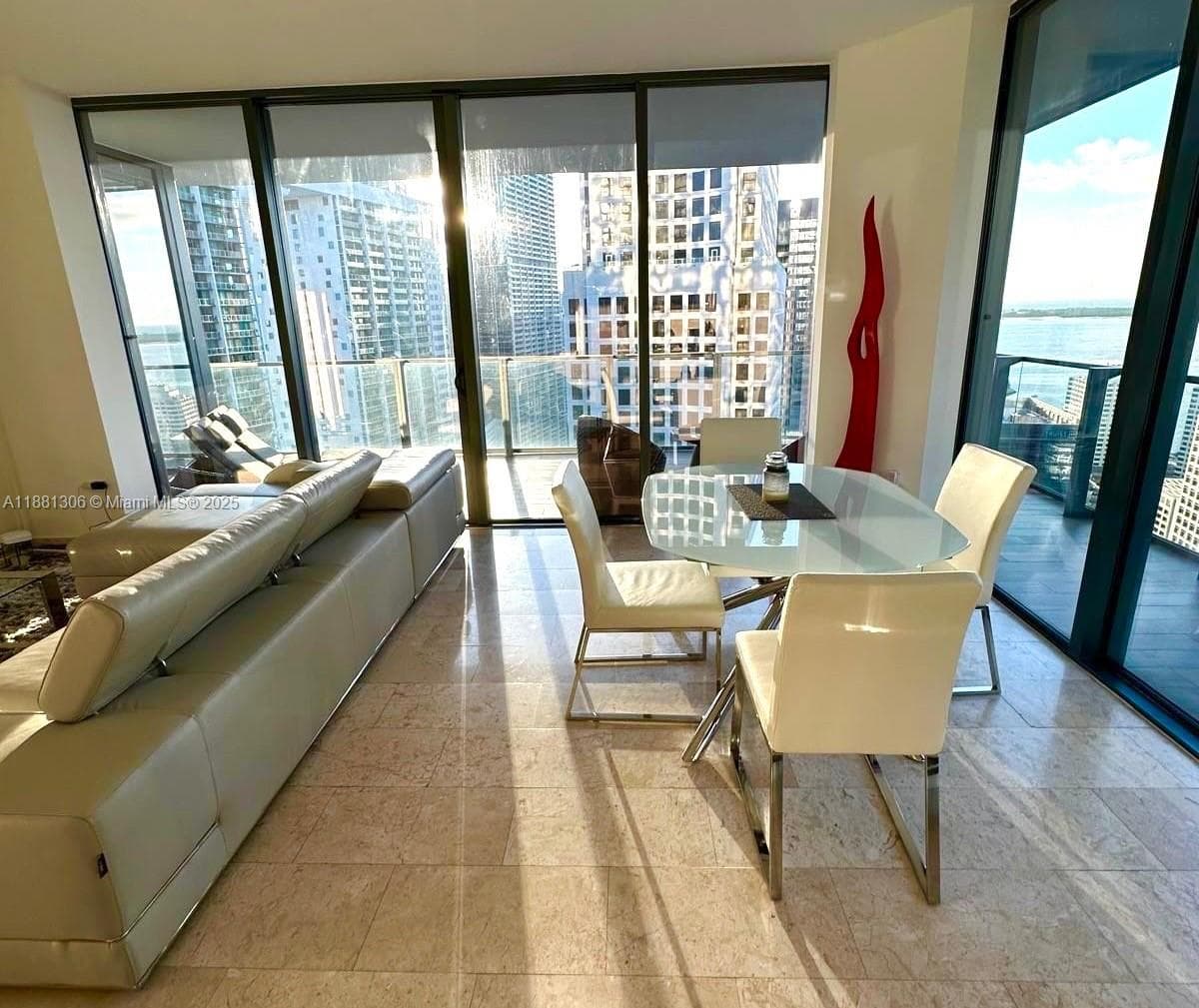 Reach Brickell City Centre · #2801 in Miami - Photo 2
