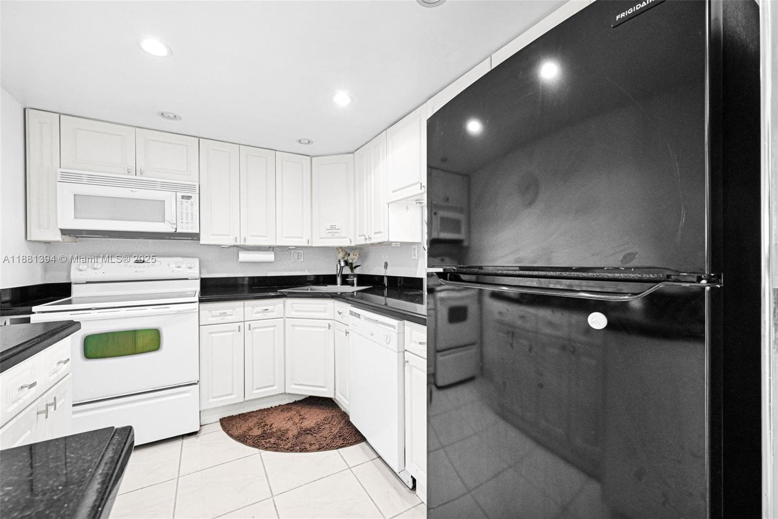 BAYVIEW TOWERS CONDO SOUT · #A509 in North Miami - Photo 17