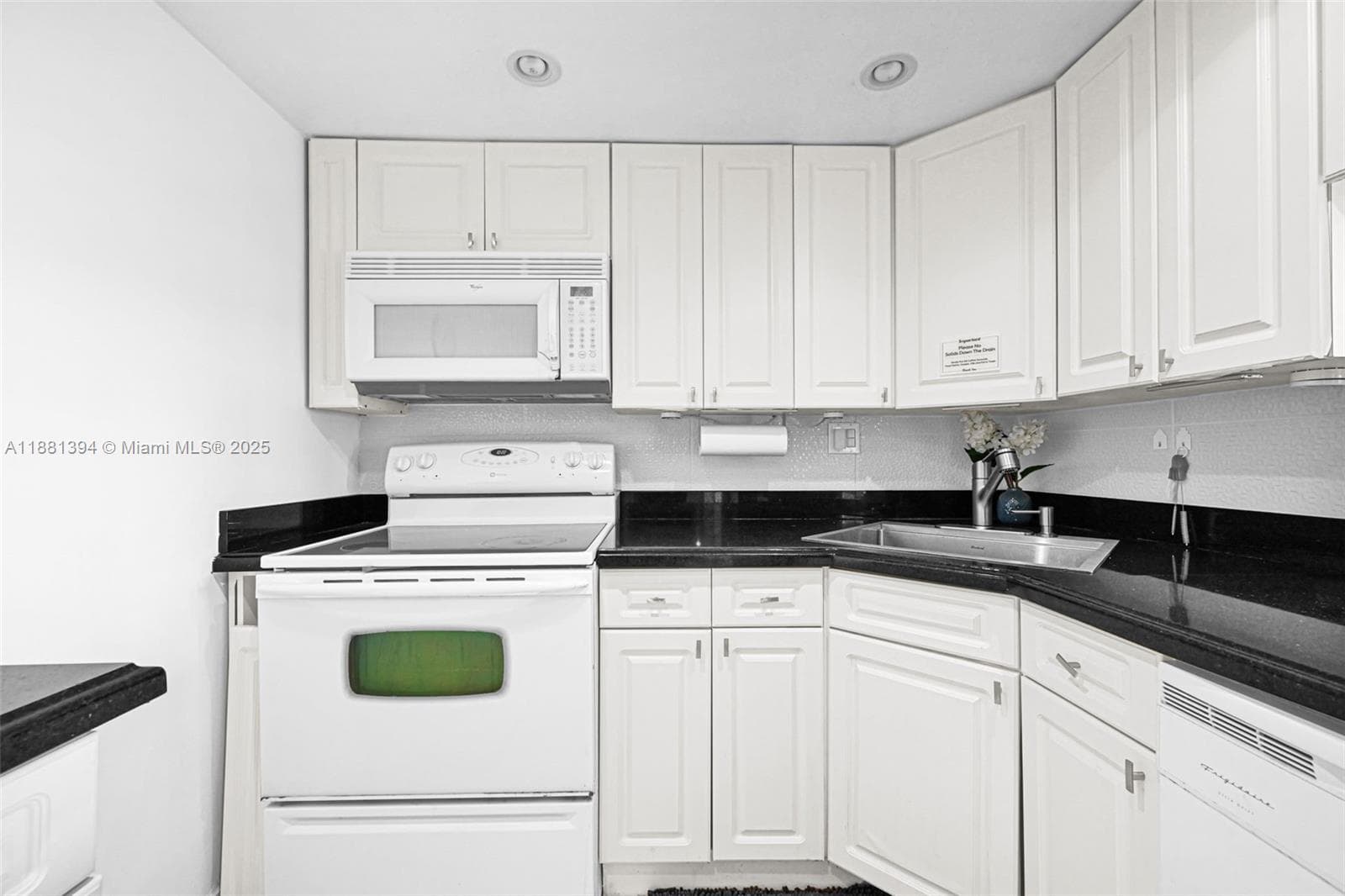 BAYVIEW TOWERS CONDO SOUT · #A509 in North Miami - Photo 18