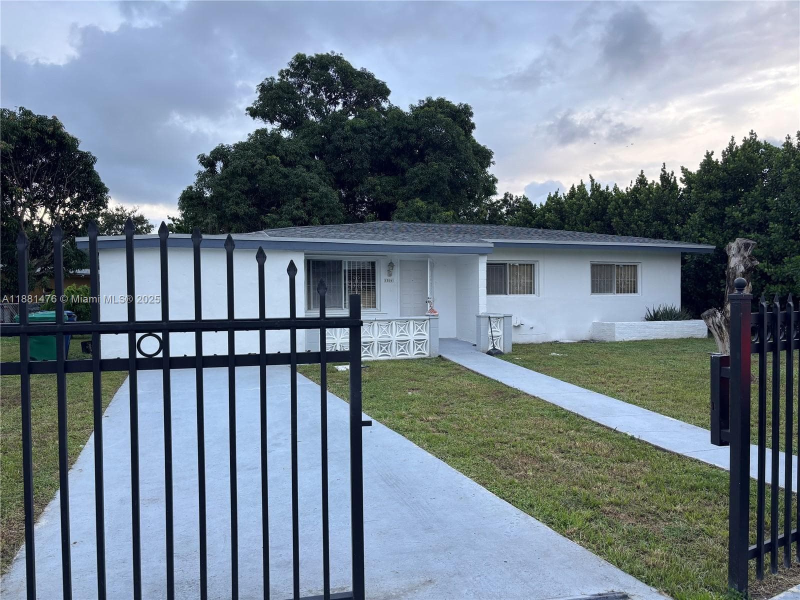 13041 NW 17th Ct photo 1