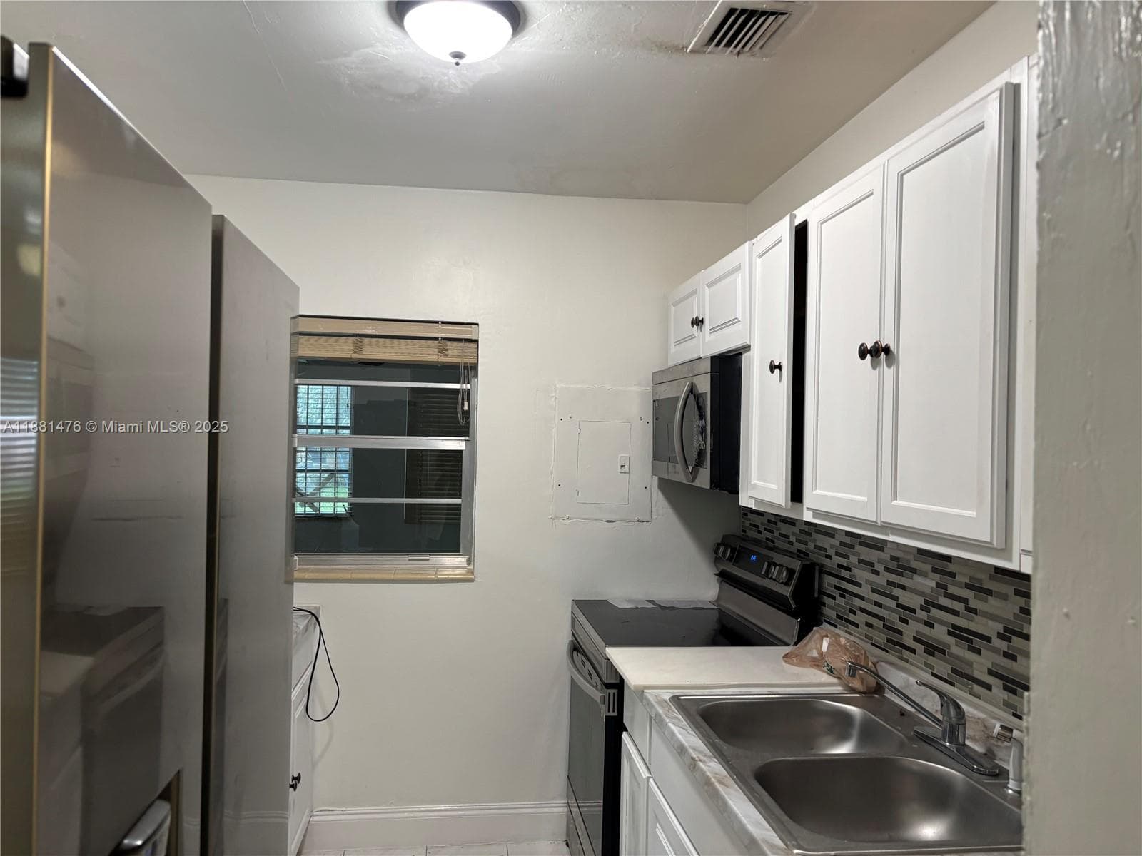 13041 NW 17th Ct photo 18