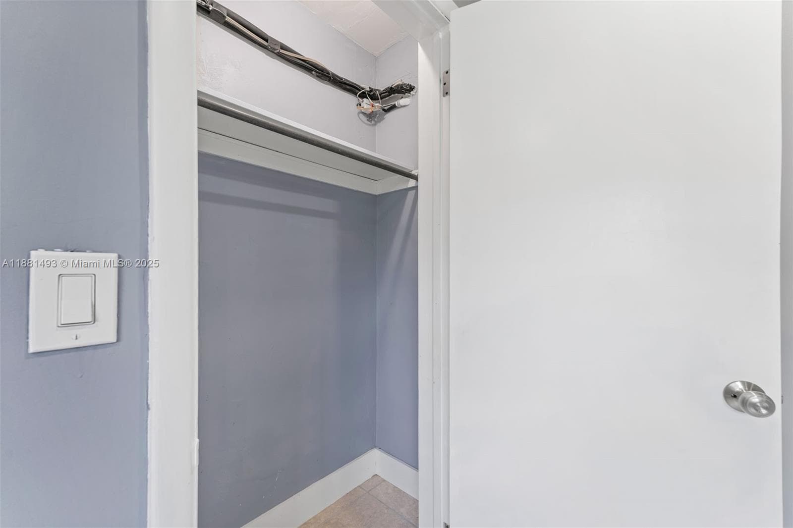 2765 SW 47th St photo 24