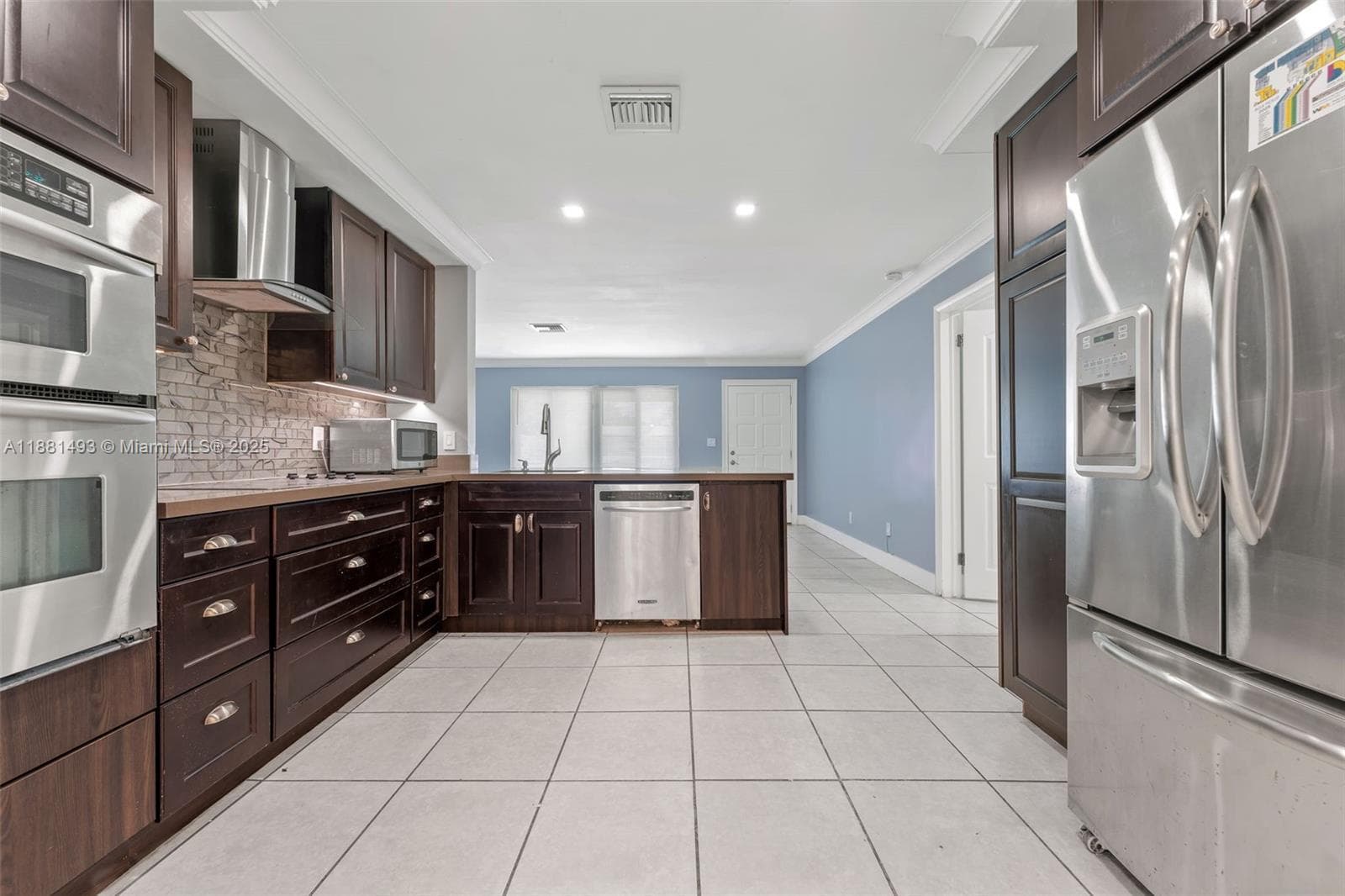 2765 SW 47th St photo 14