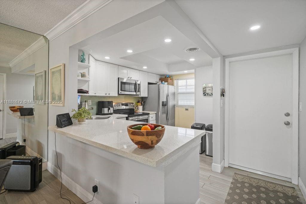 LEISURE MAR CONDO · #104 in Lauderdale By The Sea - Photo 9